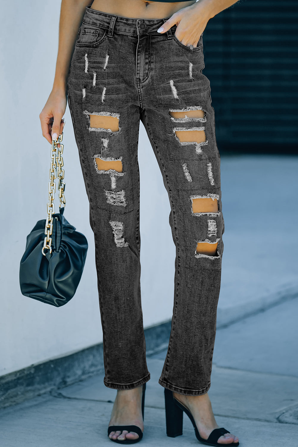 Buttoned Pockets Distressed Jeans