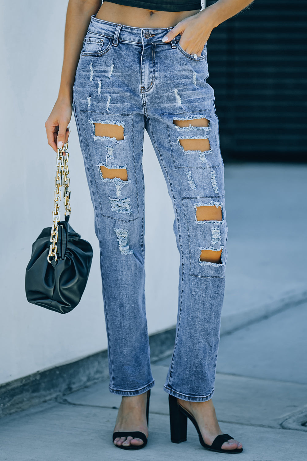 Buttoned Pockets Distressed Jeans