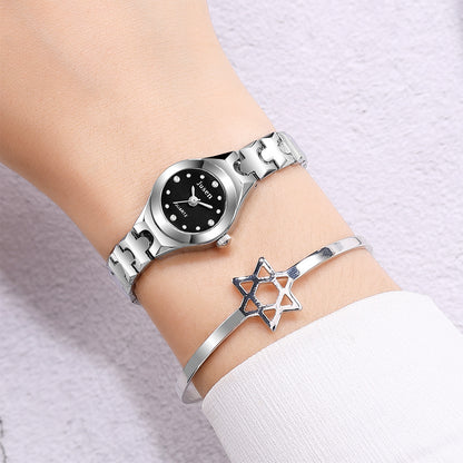 Small And Fine Bracelet Quartz Ladies Watch